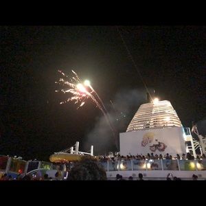 Meet your Posher, Phoebe